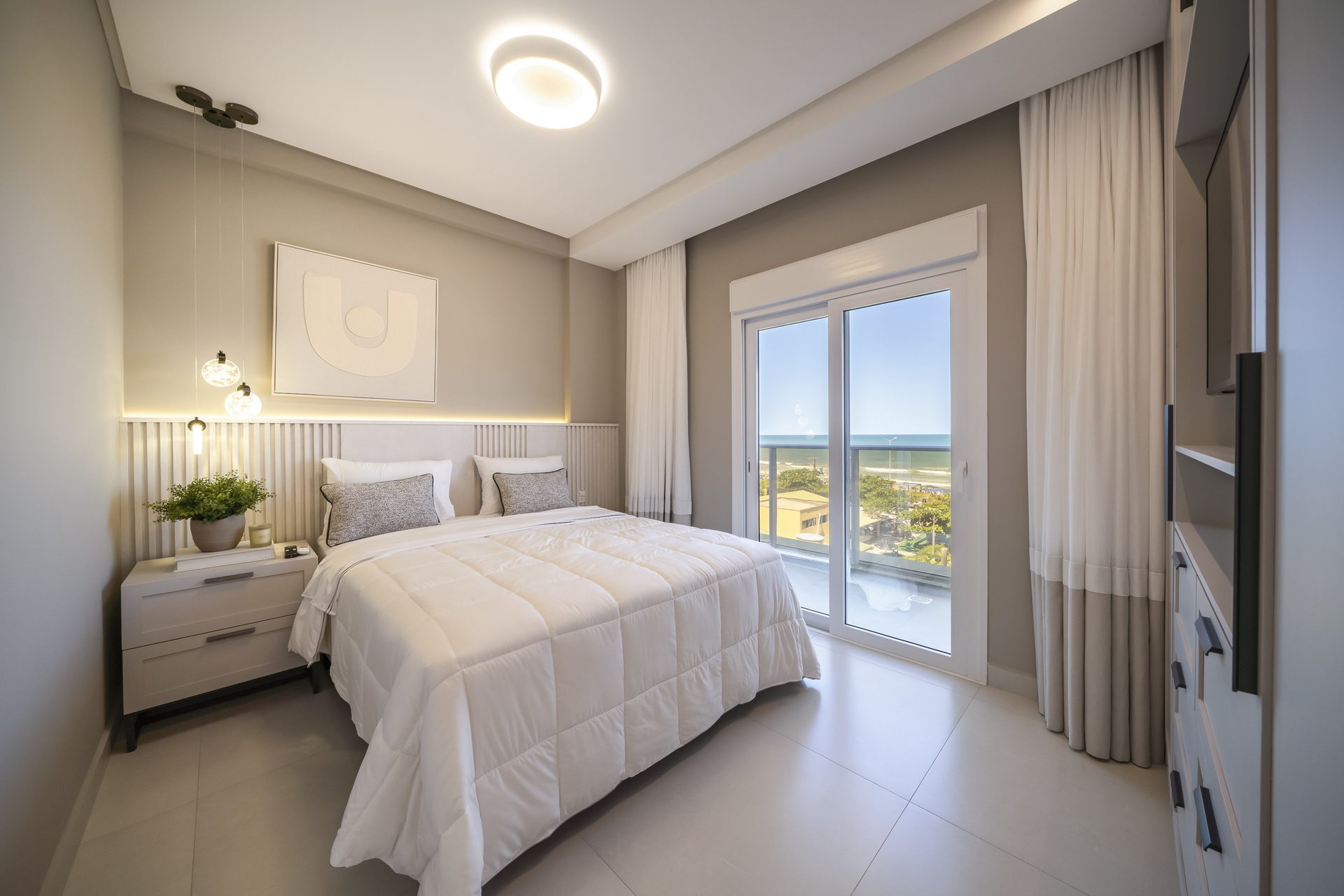 Quarto principal com acabamentos de luxo